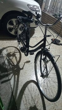 بايسكل للبيع ١٣٠ الف ياباني حجم ٢٧  07713287762