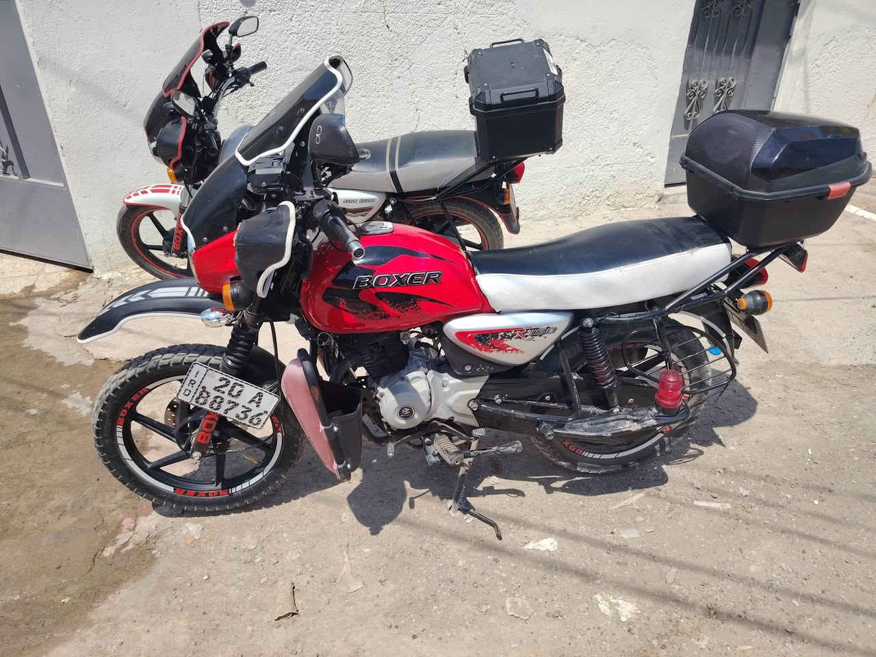 بوكسر 19رقم مكفوله كفاله عامه منقصها اي شي استخدام دراجه احله من صوره.. مجنبزه
زنون
بلوجكتورات  عدد ٤
درع
يدات
هورن سيدان أصلي
اشاير تحوير
فددرليات امامي وخلفي عدد 5
يدات
لزكات دوشمه
استان تلفون
استان مال مي
وقيات
دراجه متعوب عليها مكاني بعقوبه الشراي يشلع عيوني  
مكاني بعقوبه ***********
