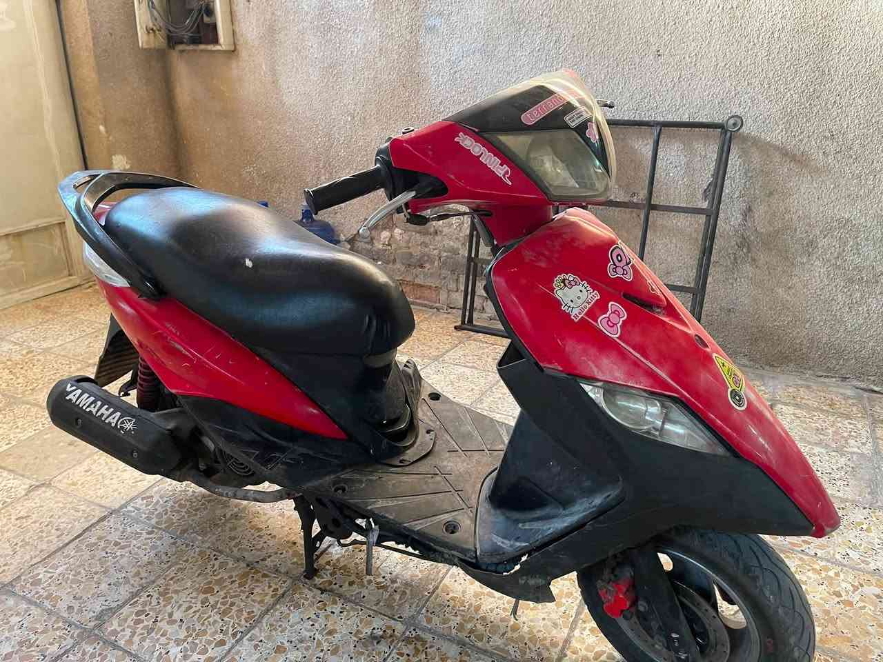 سلام عليكم دراجه ماكس ثعلب 140لبييع دراجه بيها حادث نكلب بيها  اخوي واريد ابيعها دراجه تشتغل مابيها شيء الباتري تعبان  بيها نقص قبق مال هندر تفلش والكفر بالصور هم كلشي يشتغل بالدراجه لايت كهرباء وينردلها كلج امامي السعر 300وبيها مجال مكاني الشماعية واتساب ***********
