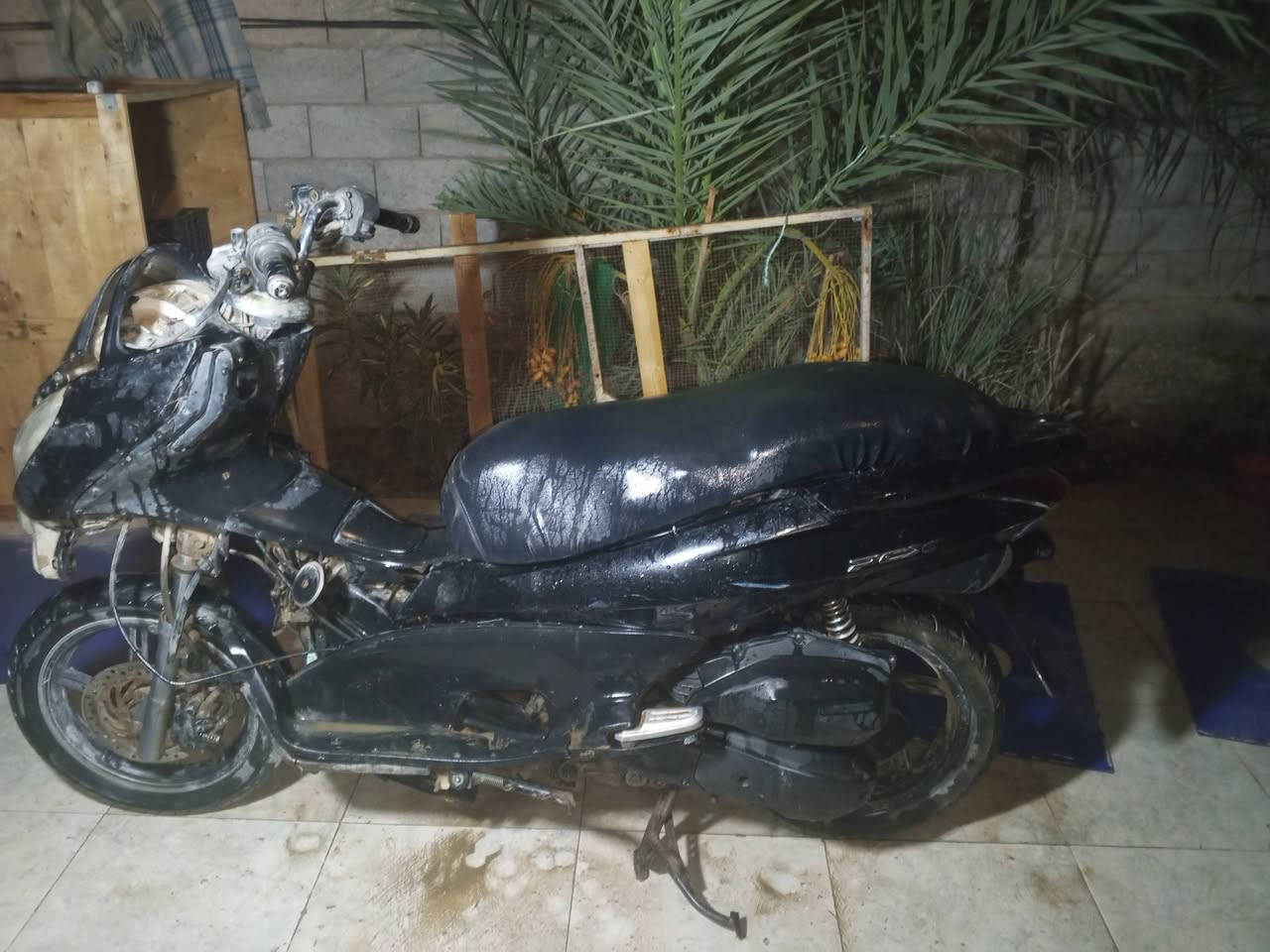 السلام عليكم pcxجيل الأول ياباني محرك125 جم حديد  شراي يتصل*********** ديوانيه
