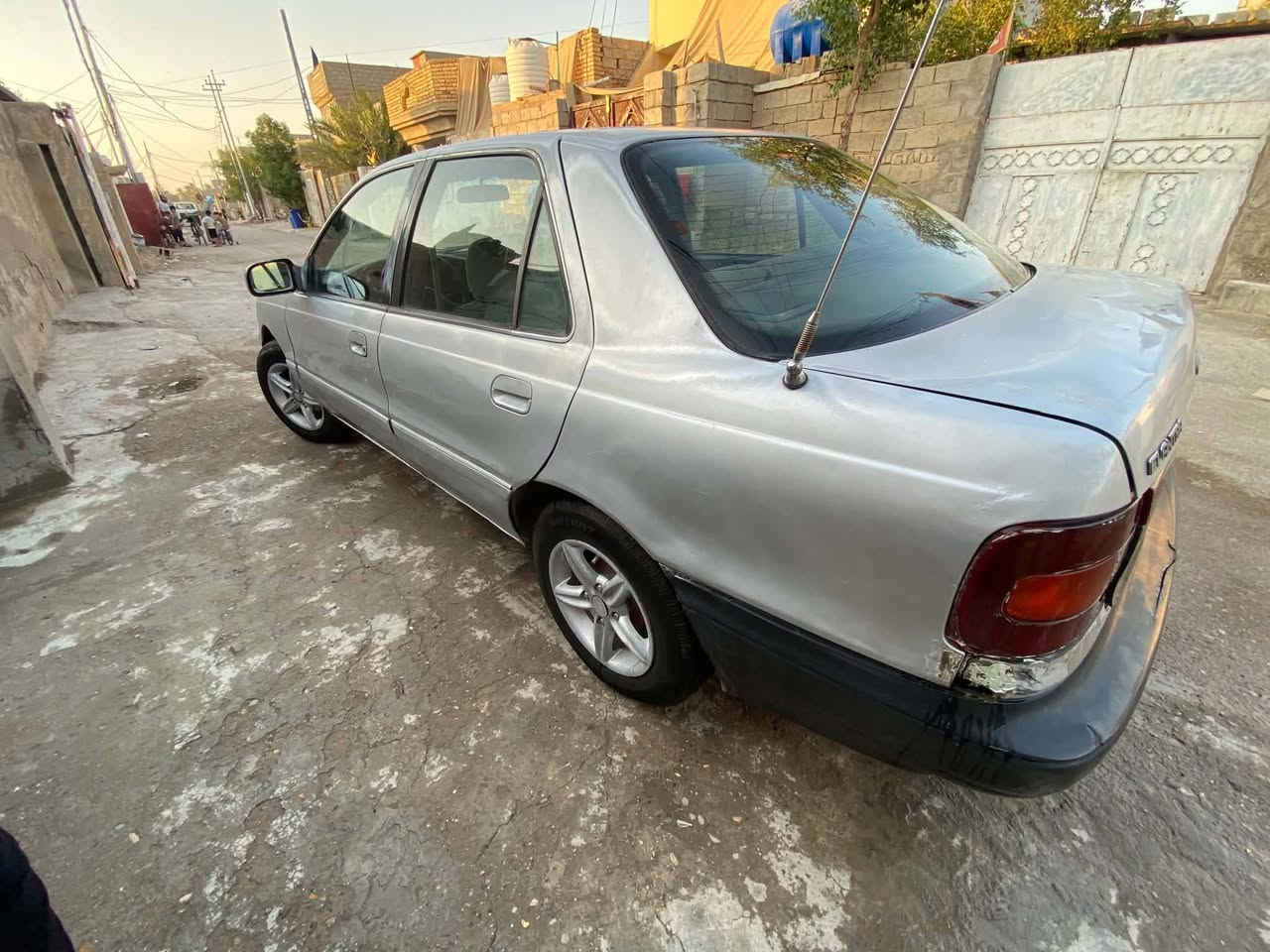 النترا مسطرة
كبر تمام مكينة حاوية لكن بيها خيط بخار
رقم جديد ديالى سنوية جديدة باسمي شرط تحويل مباشر
 والشواصي وكشر سليمة بدون خياس
مكان بلدروز ***********
السعر  25 قفل

