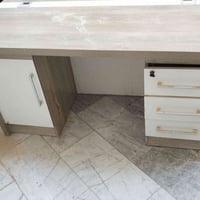 ميز مكتب للبيع النجف 07846519658