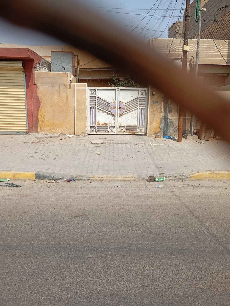السلام عليكم مشتمل للايجار 250 ألف غرفة نوم استقبال وملحقات الحسينية قرب مستشفى التركي واتساب ماسنجر ***********@@
