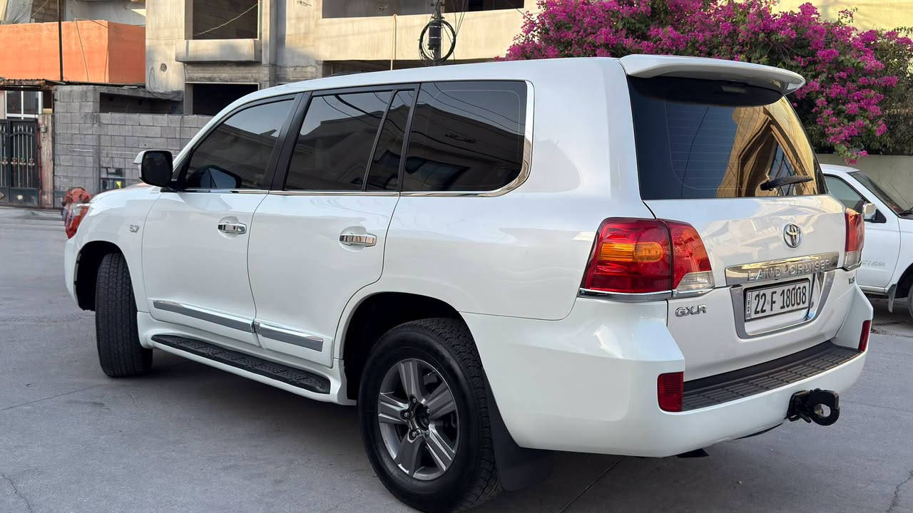 تۆیۆتا لاند کروزر 2010GXR سعودی 
مواسەفات V8 – 8 پستۆن
200,000 کم ڕۆیشتووە
تەنها 3 جێگای بچووکی تەعدیلە
هیچی تری نییە

سعر : لە کۆمێنت داوای بکە ڕاستەخۆ بۆت دێت 🤖

گێر و مەکینە بەشەرت
هیچ کێشەیەکی تێدا نییە

ژمارەی خاوەنەکەی
***********
واتسئاپ و فایبەر
