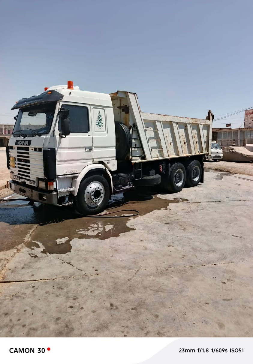 ***********

نص مكتوب في الصور:
- CAMON 30 • 23mm f/1.8 1/609s ISO51
