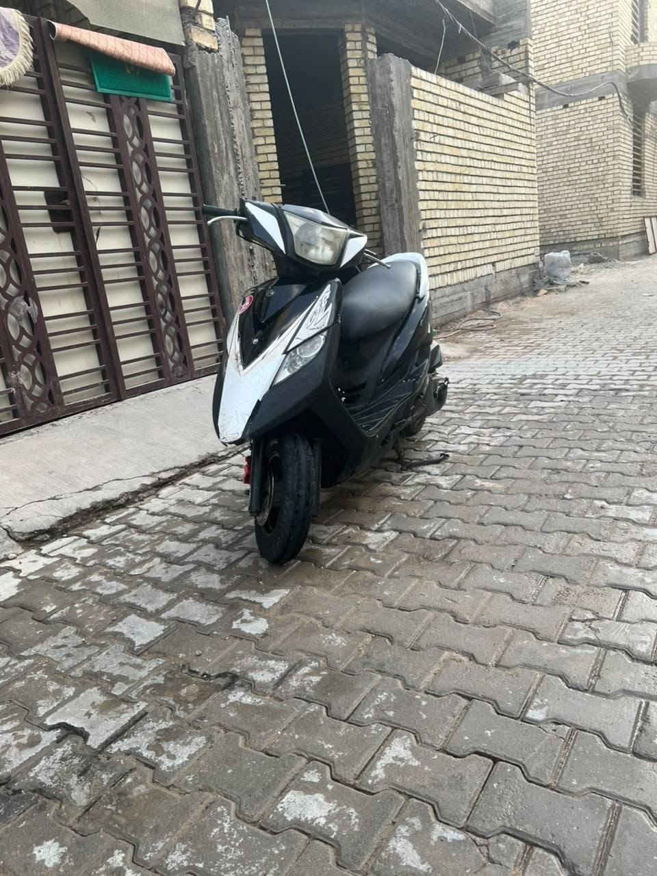 سلام عليكم درجه ثعلب 140 لبيع درجه سلف هندر مكينه تخبل شلعه معدل خير من الله المكان بغداد الشعله رقم ء***********
