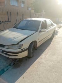 بيجو فرنسي • موديل ٢٠٠١ • على الفيس
