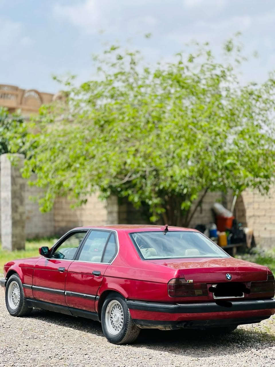 السلام عليكم                                                                            بي إم  BMW 
حجم/730
موديل/1992
فول مواصفات كشن جلد فتحة ايرباگات
تبريد ثلج ❄️ 
شرط لا صرف ولا نفخ 
سياره جاهزة 
رقم نينوى شرط التحويل
هـ***********
