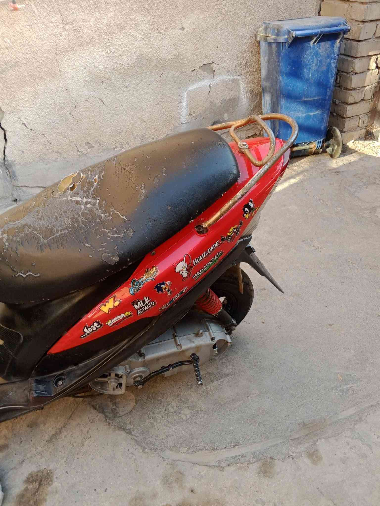 ماكس منغولي 120 مكينه لا تنقيص ولا تبخير ولا نضوح شغالة نكرة بي وقت كهربائيات شغالة كلها كابرتر اصلية شلعة معدل الدراجة مال كراب الدراجة السعر 300مكاني بغداد حي الجهاد ***********
