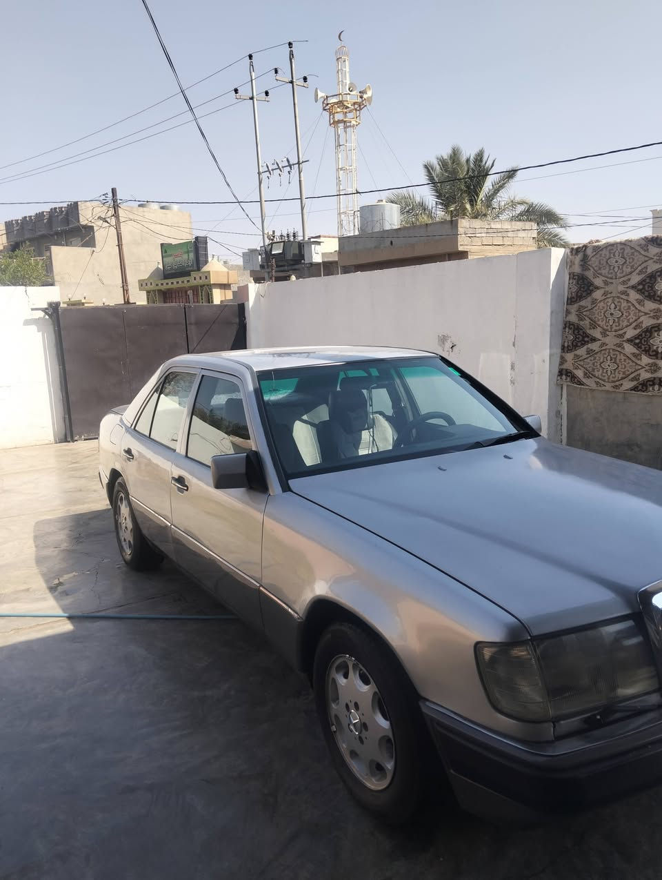 السلام عليكم
مارسدس للبيع 

التفاصيل:
.رقم سليمانيه باسمي 
. گير محرك بطه 2500
.تبريد شغال 
.كشن جلد 
.جام كهربائي سنتر لك 
اي نقص ما بيه 

العنوان : ديالئ .جلولاء 

رقم الموبايل :***********
السعر : 60 وبيه مجال

#للجميع
