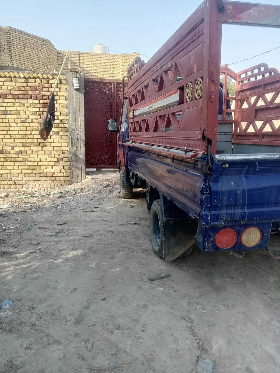 سلام عليكم بيع كيه حمل موديل 17 مسكر 7كير سبلاين  جاهزه من كلشي بسم اخوي سنويه 30  رقم قادسيه انكليزي سعر 110 وبيها مجال اشويه ***********
