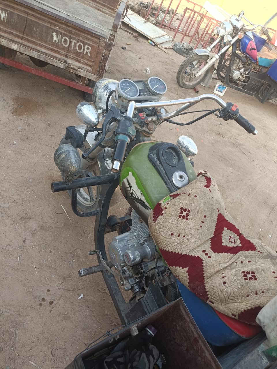 السلام عليكم ستوته للبيع مديل 18محرك 25جمره اوراقه ضائعه سعر 750وبيه مكاني كربلاء فريحه ***********

