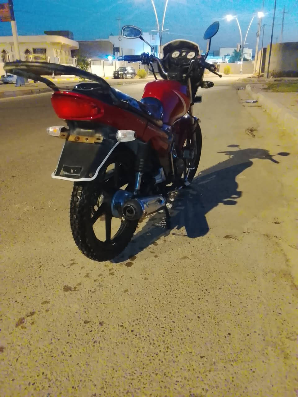 سلام عليكم متاح سايم موديل 2017 نضافه مثل ماواضح بل صوره الاستفسار الاتصال علا الرقم ***********
