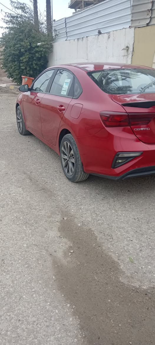 سيراتو لبيع
موديل ٢٠١٩ خليجي مكفولة ماعدا بارد عكس باب السايق مكان السيارة واسط الزبيدية السعر 135
لاستفسار اتصل على الرقم ***********
