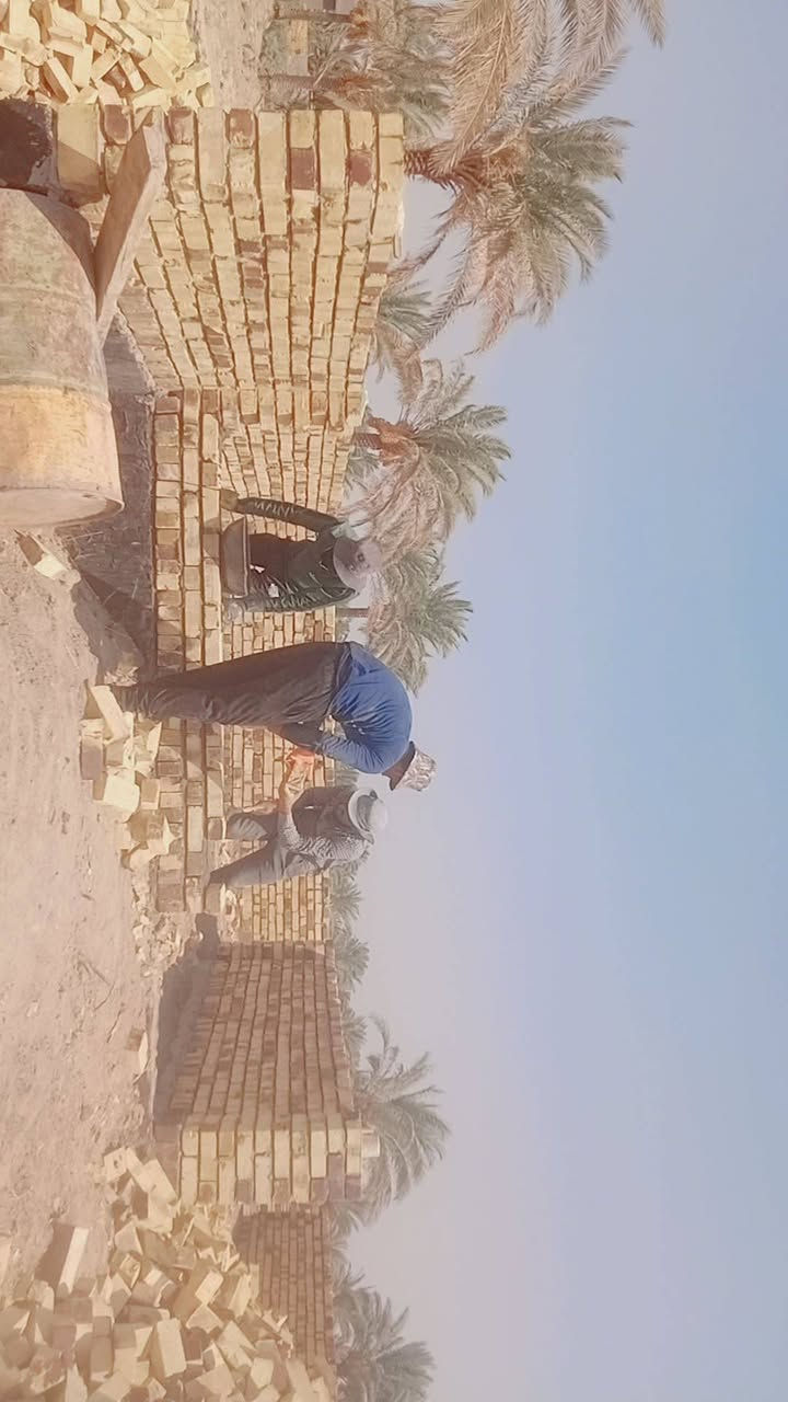 اللهم صل على محمد وال محمد شغل بيد اخوكم سيد مرتضى العوادي أبو رقيه نشتغل ع دبل قطعي باليوميه بالخدمه في بابل اليحب يتواصل بالخدمه ***********
