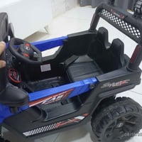 سيارة جيب اطفال أخو الجديدة شغالة نظيفه جدا 95 الف وبيها مجال واتسب 07...