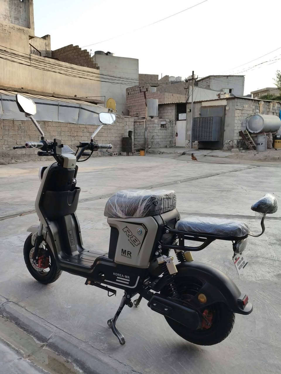 ماطور شحن 2025
R8
5بطاريات شرط فحص 
نضام بارك
لايتات لد
دبل اشاره 
بريكات هيدروليك
تايرات نضيف
سعر425 بي مجال
ديالى جلولاء
***********
