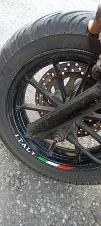 ويل سكنز فحل رياضي خلفي أو أمامي للبيع 150. 07703246659