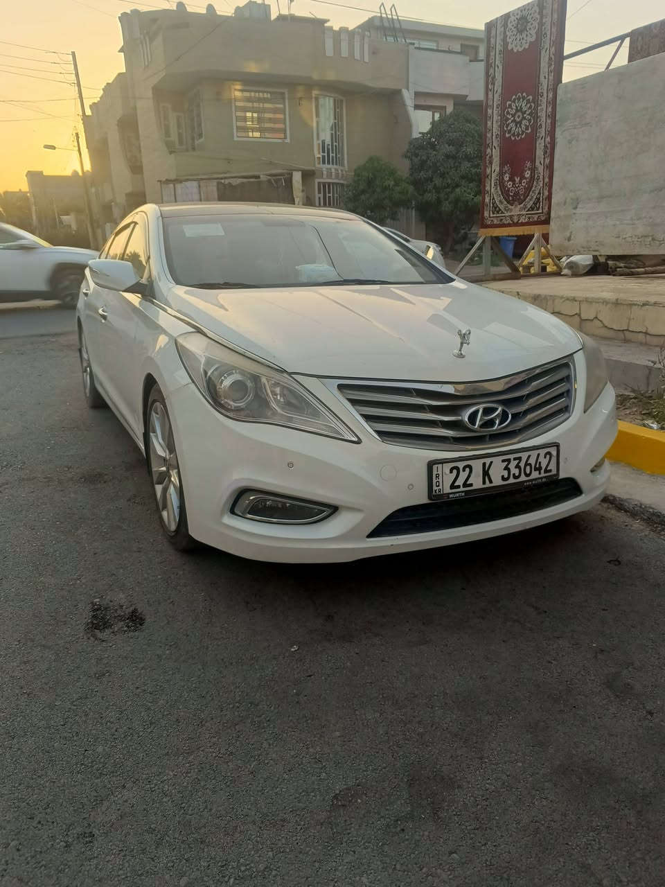 ازيرا ٢٠١٥ فول مواصفات خليجية ماشية ١١٥ فقط جاهزه من كلشي بيها صبغ جاملغ و باب خلفي اثر شخوط سعرها ١١٨ و بيها مجال بسيط جدا و المكان بغداد الكرخ الاتصال على الرقم 
*********** خاص ما اجاوب فقط على الرقم
