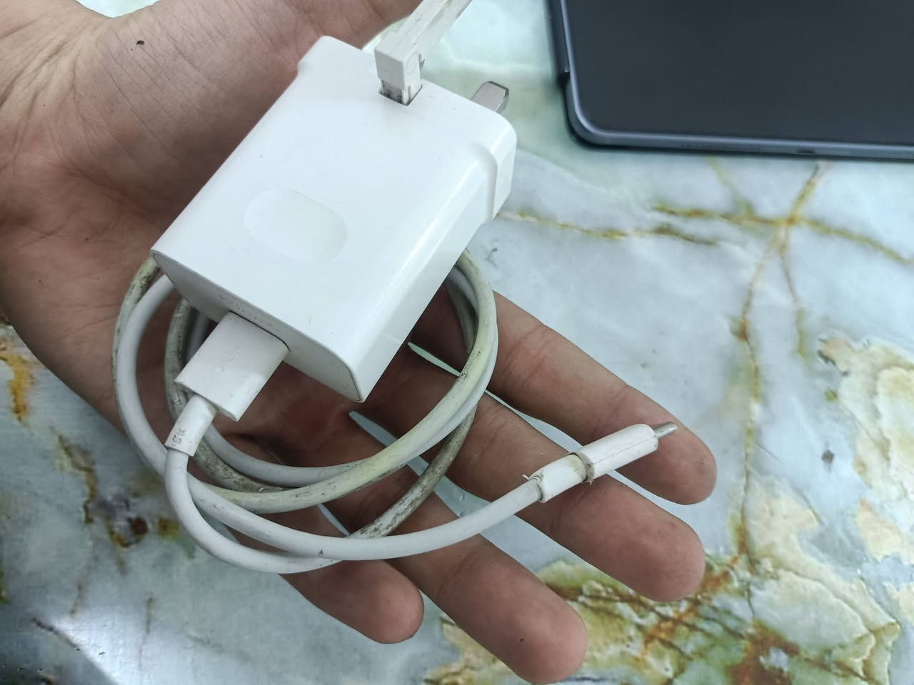 السلام عليكم

Huawei MatePad 11.5 

الجهاز استخدامه 10 اشهر نظيف مية بالميه و بي لزكة شاشة papermate و ملحقاتة كامله "470" مجاله بسيط *********** واتس
