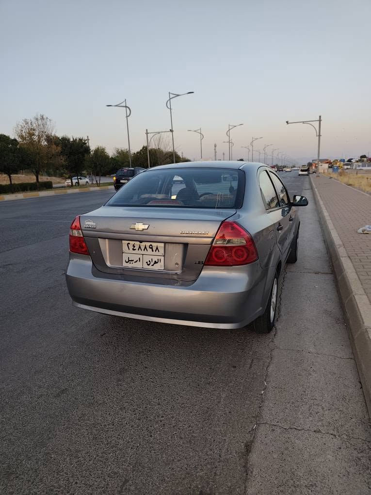 افیو مودیل 2009
گێر توماتیک و مەکینە گەورە 
ناو زەرد و شاشە ئایپات و کامێرا 
تەبرید سارد و گەرم 
سیارەکە زۆر خاوێنە و بێ مەسرەفە 
سەبارەت بە پارچەکانی 
شەش پارچەی بۆیاخە من بە حیزام ئەیفرۆشم یەک لێدراو لای سایەقی هەیە 

ژمارە 
*********** السليمانية, العراق
