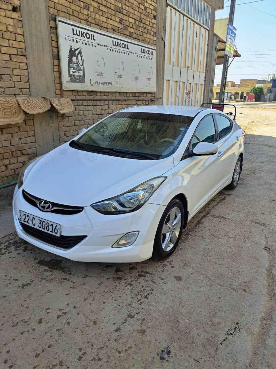‏سلام عليكم سيارة النترا Hyundai للبيع موديل 2013 ضرر قطعتين فقط  بدون دواخل ولا ايرباك السيارة حلوه بمعنى الكلمه بسمي ومنضومه غاز تركي السعر 100 وبيها مجال للاستفسار الاتصال على ***********
