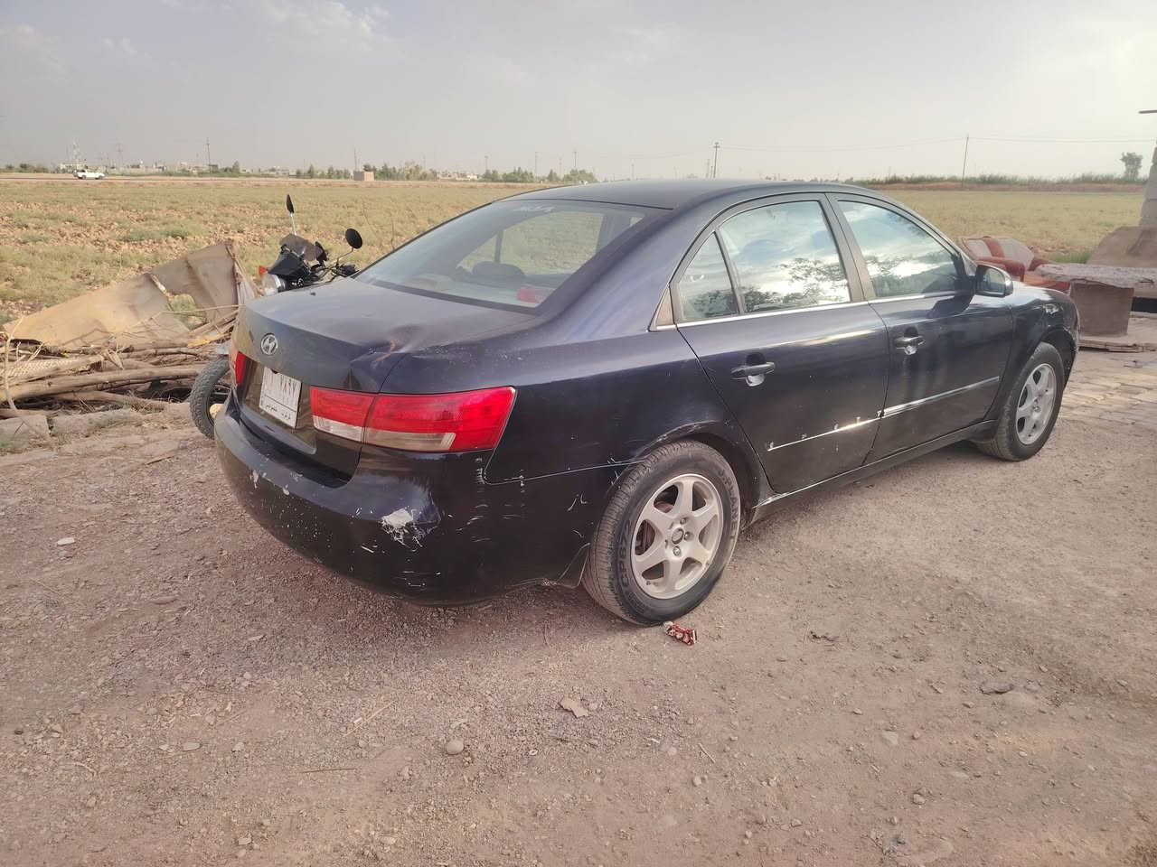 للبيع سياره سوناته موديل 206 محرك بي صوط تبريد شغال ويه السويج رقم كركوك بسمي دفتر بانزين سعر 75 اوبي مجال رقم ***********
