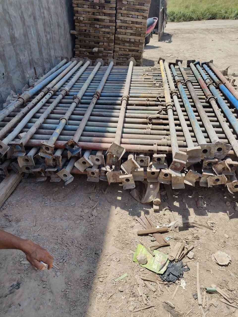 جكات حاظن نظيف طول 4 متر
العدد 166 جك للاستفسار الاتصال على الرقم *********** الحله
