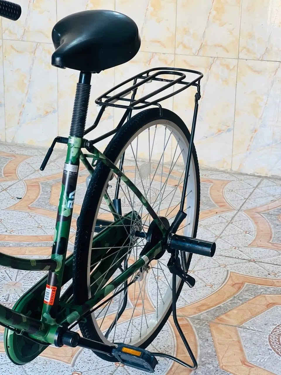 سلام عليكم
بانسكل للبيع حجم 26
بانسكل جديد ونضيف كلش 
السعر 110وبي مجال حك الجيه 
التصال ***********وبي واتساب
