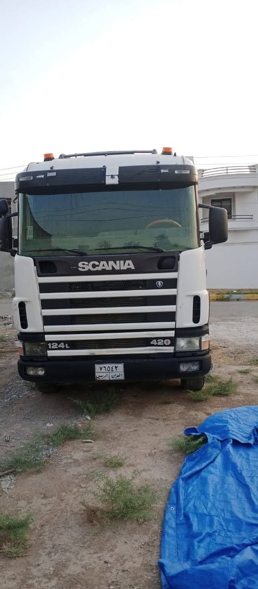 سكانيه بومه ٢٠٠٤للبيع
فول موصفات سياره ما مشايه كاتي مرقم واكف 
سنويه ساقطه 
بودي لا محمل حصو ولا رمل  
سياره خير من الله 
سنويه ساقطه  سكس ويل دبل قمراه 
مجموعه فالغو 
لاستفسار  ***********
