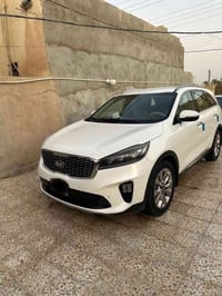 سورنتو مديل ٢٠١٩ مكفوله خليجي ٦ سلندر رقم بغداد سعر ٢٢٥  07703162045