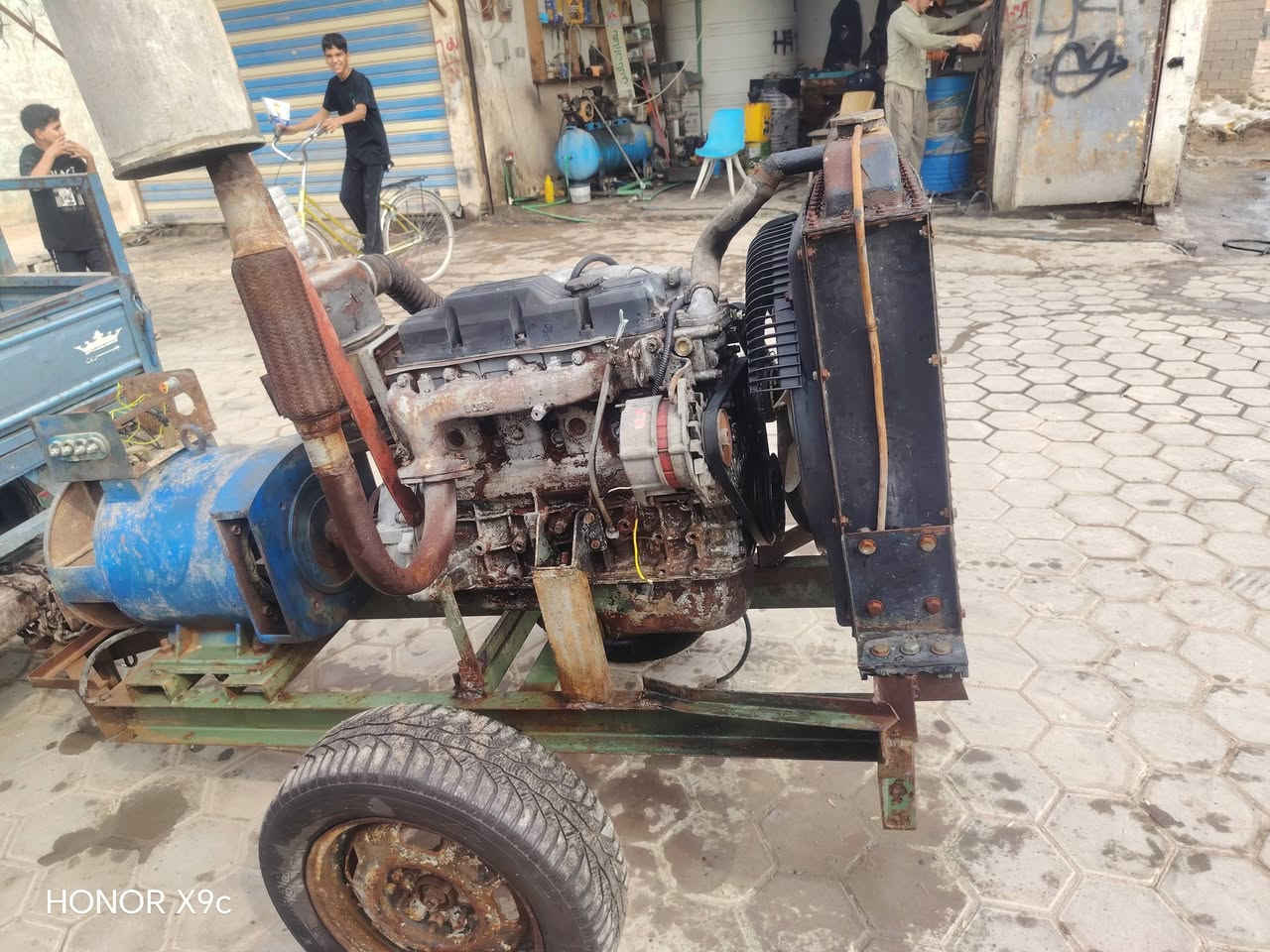 مولدة كيا • HONOR X9c • قطع غيار دراجات