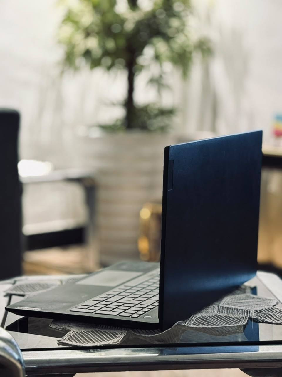💻 حاسبة مستعملة للبيع بحالة ممتازة
الموديل: Lenovo V15 G2 ITL
​المعالج: Intel Core i5-1135G7 (الجيل الحادي عشر)
​الذاكرة العشوائية (RAM): 8GB (قابلة للتوسيع)
​سعة التخزين: 1TB HHD (سعة كبيرة )+118 SSD 
الشاشة:  حجم15.6 بدقة Full HD
​نظام التشغيل: Windows 11 Pro
​السعر: 550,000 دينار عراقي
​للتواصل والاستفسار: ***********

نص مكتوب في الصور:
- حاسبة لابتوب مستعملة للبيع: Lenovo V15 G2 ITL مواصفات قوية وسعر ممتاز المعالج 11th Gen Intel(R) Core(TM) i5-1135G7 @ 2.40GHz الرام 8.00 GB (قابل للتوسيع نظام التشغيل Windows 11 Pro التخزين 1 Terabyte سعة كبيرة جداً 550,000 دينار عراقي الحاسبة بحالة ممتازة للاستفسار: *********** For Sale
- Find a setting
- System > About
- Rename
- Device specifications
- Copy
- Device name
- Ameer
- Processor
- 11th Gen Intel(R) Core(TM) i5-1135G7 @ 2.40GHz (2.42 GHz)
- Installed RAM
- 8.00 GB (7.80 GB usable)
- Device ID
- E972C850-4251-4995-9A8D-74F1A282DEF3
- Product ID
- 00331-10000-00001-AA255
- System type
- 64-bit operating system, x64-based processor
- Pen and touch
- No pen or touch input is available for this display
- Related links
- Domain or workgroup
- System protection
- Advanced system settings
- Windows specifications
- Edition
- Windows 11 Pro
- Version
- 25H2
- Installed on
- 12/09/2026
- OS build
- 26200.9168
- Experience
- Windows Feature Experience Pack 1000.26100.344.0
- Microsoft Services Agreement
- Microsoft Software Licence Terms
- Activate Win
- Go to Settings to
- Search
- ENG US