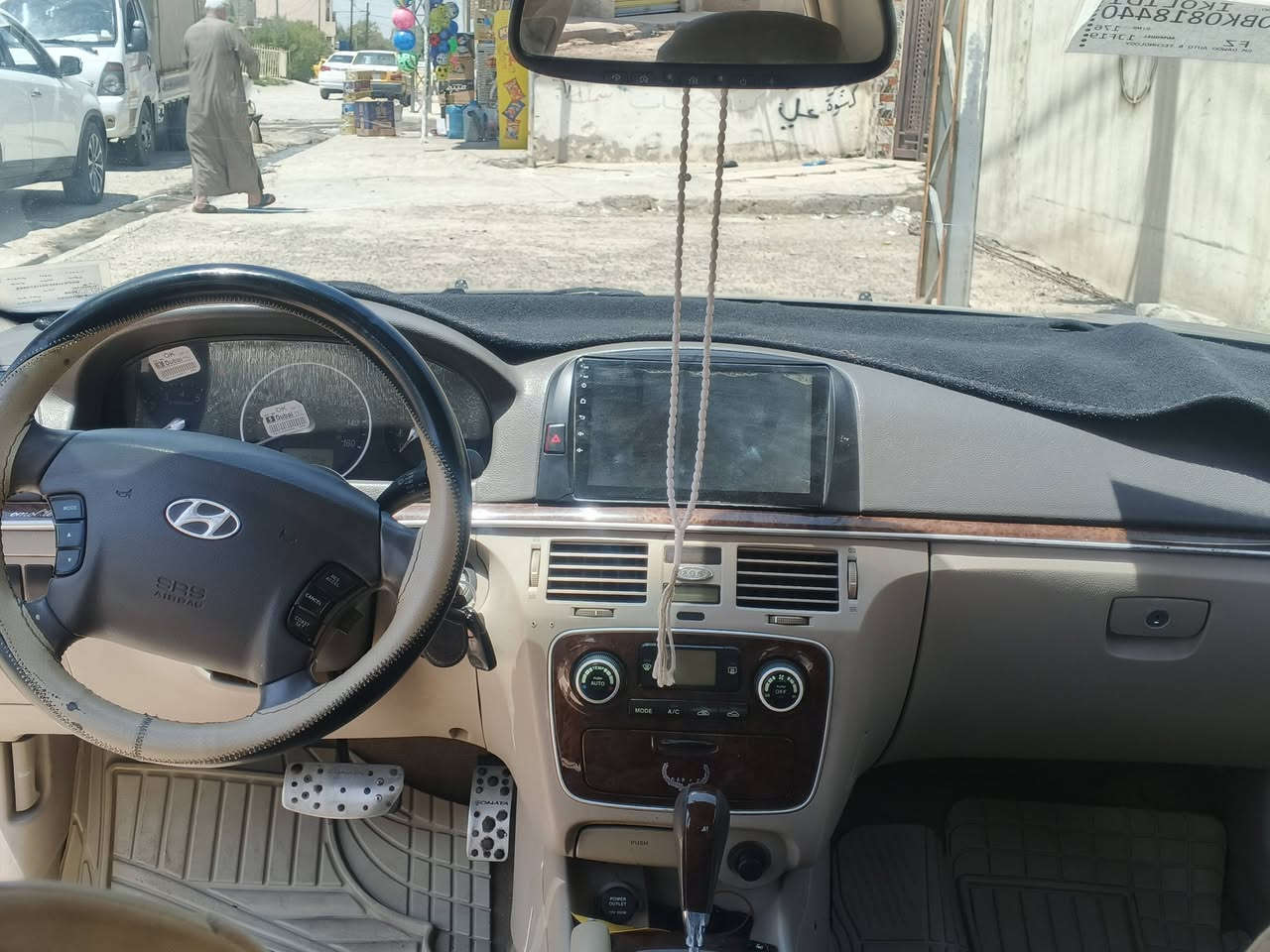 سوناتا 2008 أمريكي🇺🇸
ماشيه 180 
محرك V6 3.3
بونيد مبدل اصلي
وباب وجاملغ 
كشنات هيتر+كهرب
تحكمات ستيرن+ شاشه+ ويل كب
استفسار على الرقم 
***********
