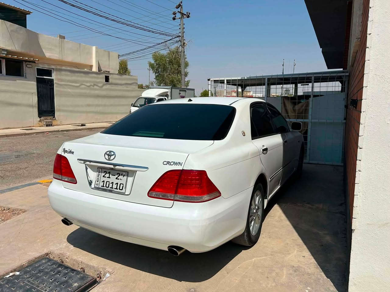 بؤ فرؤشتن يان گؤرينه وه شاهينه 182 گه وره به گه وره 2 دوگمه ناو ره ساسي به شه رتي هه مو شتيك ماله كه دياره كودي هين مه عرز نيه هين ده ستي خومه كئرو مه كينه به شه رتت بيه دوكه لل ماله كه دياره بيه ده عمو ليدراوي شوين سليماني بو سعر جات كه *********** ده ستت خوش ئه دمين
