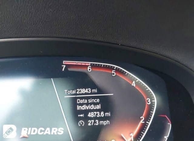 #سلام_عليكم
X3 2022 BMW للبيع

موديل 2022، فل مواصفات، اللون أبيض مع داخلية بحالة الوكالة ولون مميز.

ماشية 72 ألف كم فقط.

السيارة فل أوبشن، ومن أبرز المواصفات:

* حساسات أمامية وخلفية.
* كاميرات 360 درجة.
* رادار ومثبت سرعة.
* بانوراما.
* Auto Hold.
* Auto Stop/Start.
* إنارة ترحيبية.
* إنارة محيطية بـ 20 لون.
* لايت زينون مع توجيه الإضاءة مع حركة المقود.
* شاشة كبيرة مع Apple CarPlay.
* صندوق كهربائي.
* شاشة أعطال صفر.

والسيارة تحتوي على مواصفات إضافية كثيرة.

السيارة شبابية ونظيفة جداً، وعليها كتاب تظليل، وإن شاء الله بالعافية على من تكون من نصيبه.

رقم الشاصي موضح بالصور.

العنوان: كربلاء.

لأي استفسار أنا حاضر.

السعر 275

اي استفسار حاظر ***********
