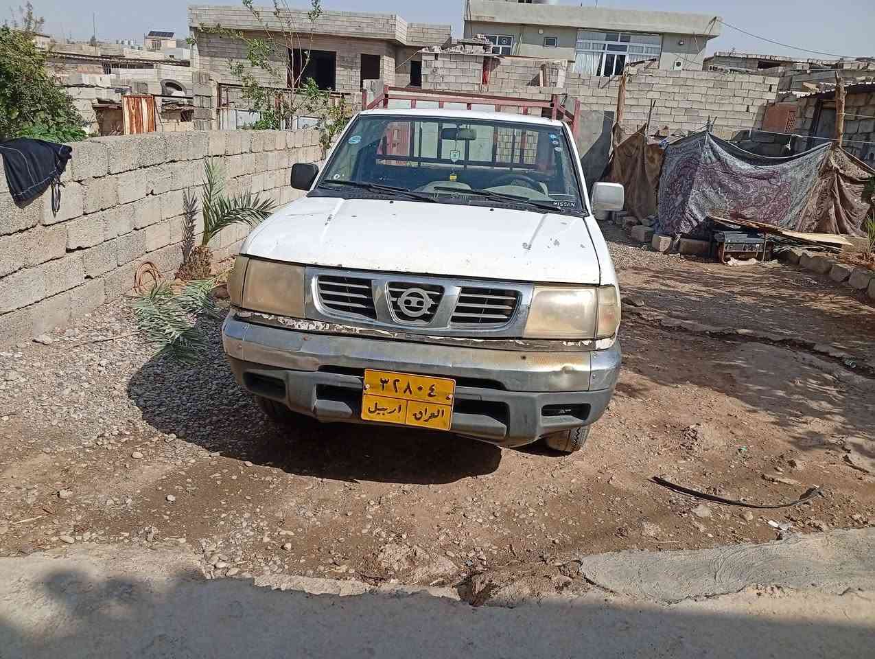 ٢٠٠١ • بدنه رەشە • لای سەکن