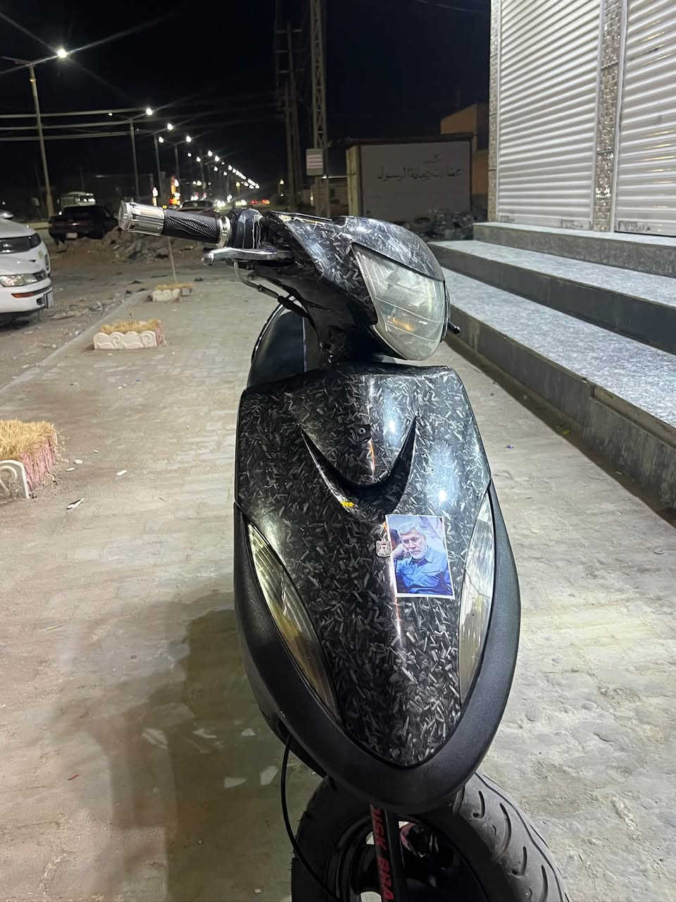 سلام عليكم دراجة ماكس عدلة للبيع السعر 600 وبيها مجال دراجة نظيفه مجفته مره وحده كهربائياتها شغاله لايت هورن العينة شغاله باتري جديد دبلات جدد زوج تايرات جدد دكة هندر تشتغل العنوان البصرة ابي الخصيب الحي العسكري ***********
