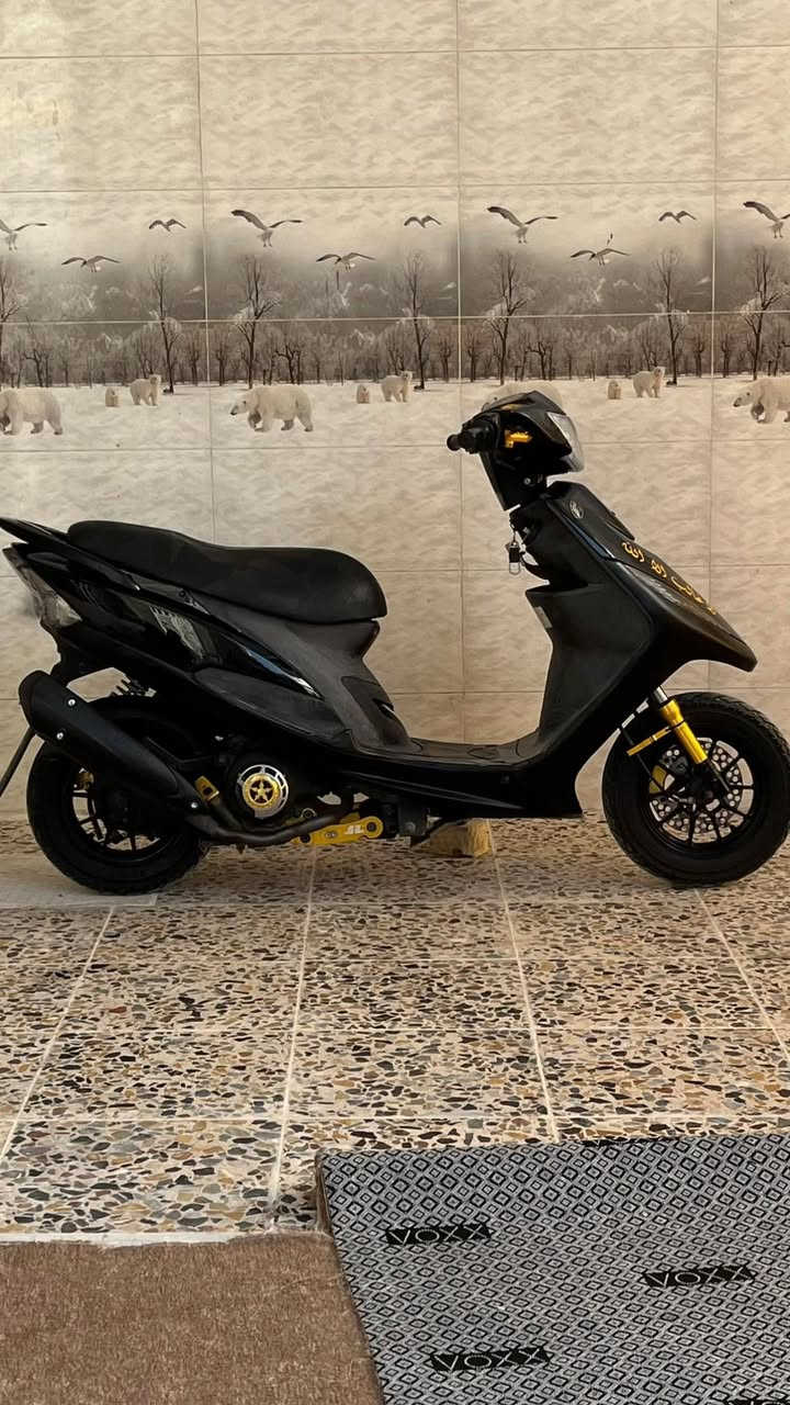 ماكس عدله موديل ٢٠٠٨  ماشيه ٥٧ الف كيلومتر مكينه بلادي بوشه ٤٩  عليها تزويد فج RPM  فلنجه TWOP تعلاوه فج TWPO شيال HIPER عضمات بريك TWPO ويلات اصلي تفصيخ سعرهن ب 55الف غبق فلاوين  قطره دهن SMART تفصيخ دبل امامي TwPo تجاري بس نوعيه قويه كفرات البلاديه موجودات عوزهن بس صبغ كلجات بلاديه  صارلها شهر ونص من نزلتها من الرمبه  كلوب بگ لايت زنون لد احمر سكن امامي احمر عدسه البلاديه موجوده  وعليها عدسه متغيره الالوان + لايت ثلجي دبل خلفي KS دراجه معدل بيها 110 km/h دراجه نكره سلف بأي وقت تشتغل سلف وهندر صالنصه FM الاصليه وكارتونه موجود صوت وطكه شرط كهربائيات كله شغال  سعر الدراجه 600 وبيها مجال ان شاء الله  رقمي 
***********
