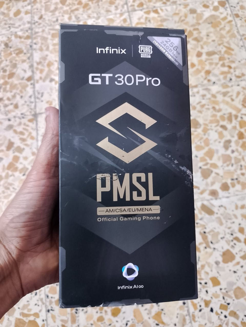 السلام عليكم 

 infiniks gt 30 pro انفنكس 
انفنكس جي تي ٣٠ برو 
غني عن التعريف ذاكره 256
بل بوبجي يشغل 120 فريم 
الجهاز مال بيت نضيف ملحقات كارتون جهاز فقط
سعره 320 وبي مجال قليل
عنوان بغداد كمالية ✔️ 

***********
