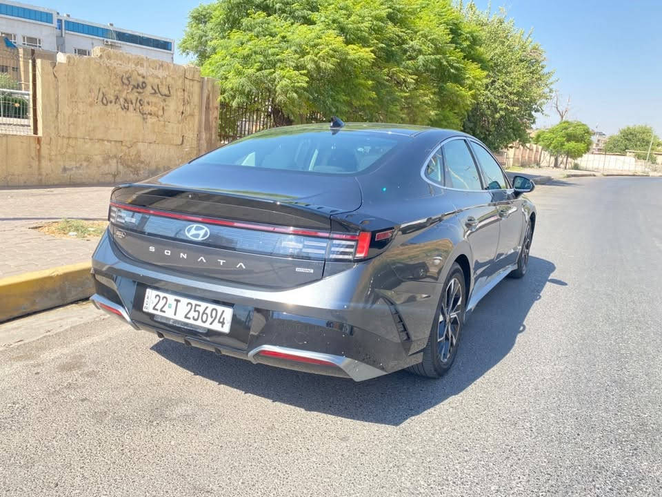 السلام عليكم
بيع مستعجل
سوناتا SEL 2024
سعر 175
رقم اربيل باسمي
عداد المسافات: 47 الف ميل 

الضرر: 1 قطعة بدون ايرباك
موضح بالصور بنيد مبدل اصلي نفس اللون تفصيخ

👇👇مواصفات امريكية 🇺🇸 :👇👇
فول عدى البنوراما 
تشغيل عن بعد
رادارات امامية قيادة ذاتية والحفاظ على المسار
رادارات جانبية نقط عمياء
رادارات خلفية تنبيه عبور + بريك ذاتي
لدات نهارية امامية
بك لايت خلفي لد شمعة
مقعد السائق كهرباء + مساج
سستم صوت هارمن كاردن
مكينة 2500 تنفس طبيعي
ويل كب 17
شاشة كبيرة لمس مع عدادات ديجيتال 
كاميرا خلفية دوارة
4 وضعيات قيادة 
حساس هواء اطارات
صندوق ذكي
تدفئة مقاعد امامية
لايتات زينون عدسات
اشاير ديجيتال مع الكاميرا

وباقي المواصفات المعروفة
***********
