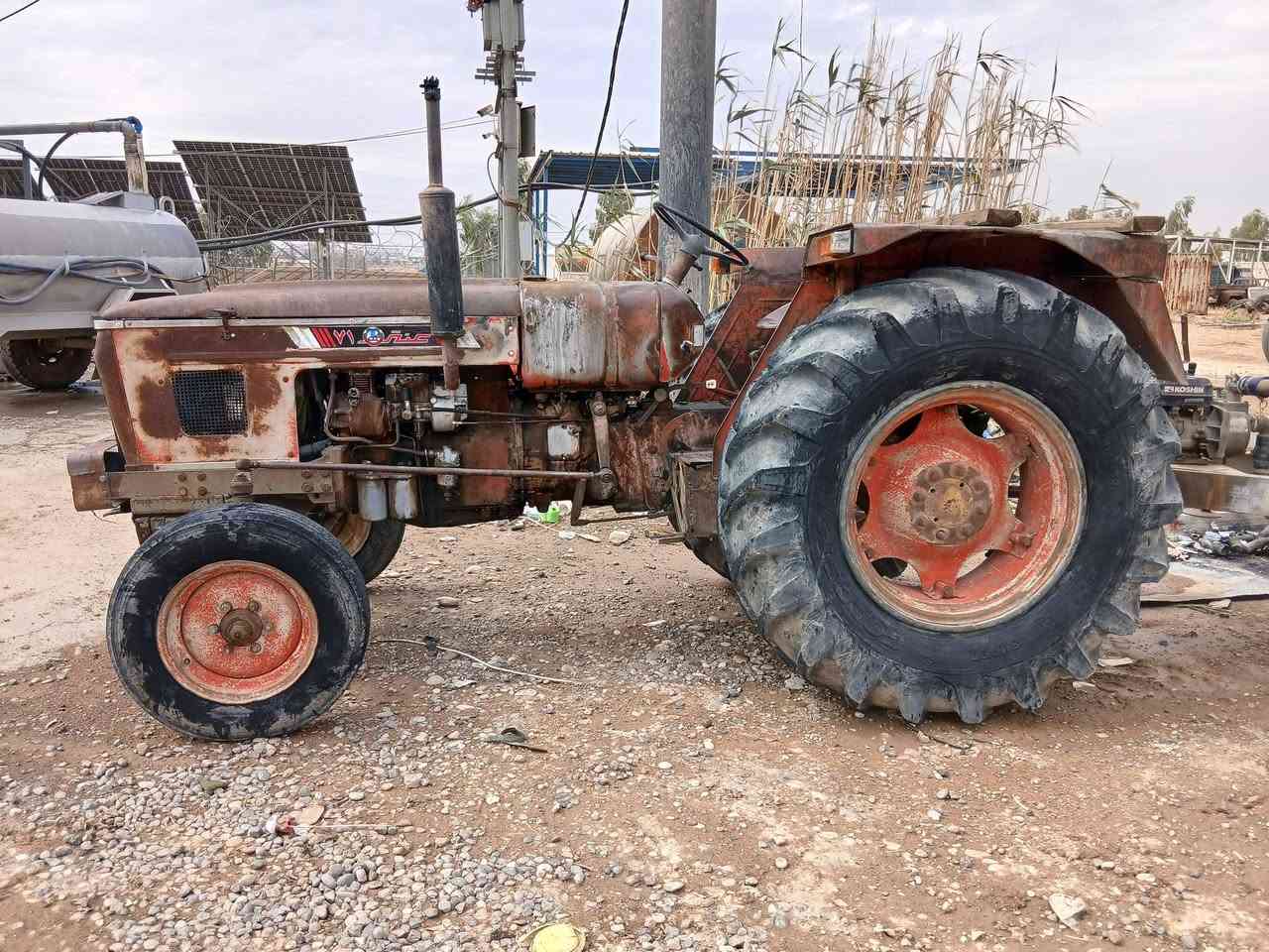 ئەم عەنتەرە بۆفرۆشتن مۆدێل ٨۷ گێر مەکینە اکسل هەمووی بەشەرت رەقەموو سەنەوییە شوێن هەولێر ***********  ...***********
