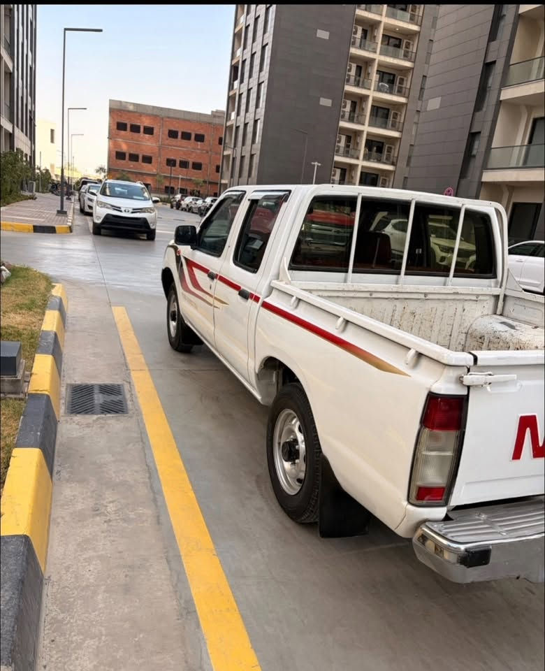 بيك اب نيسان 2008
جاهزة ونظيفة بيها قطعتين صبغ 
رقم بغداد 
مكان السيارة بغداد 
السعر 9000$
للاستفسار واتساب ***********
