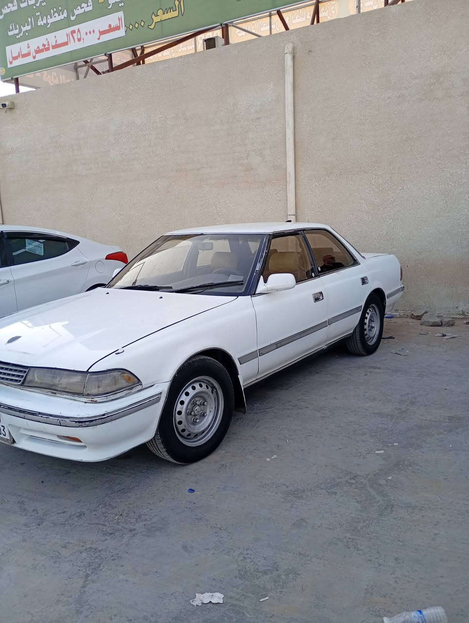 السلام عليكم 
سياره مارك موديل 1992  للبيع مكينه ونجي السياره جاهزه تحويل ثاني يوم تبريد شغال تخم تاير جديد حداديه جاهزه كير جديد المكينه بيها خيط بخار رقم انكليزي بغداد مشروع وطني مصفره غرامات سنويه جديده هزه ما منتهيه مكان السيارة واسط مكفوله من الكص السياره عوزها ترتيبات بسيطه السعر 45 وبيها مجال للطيبين للاتصال ***********
