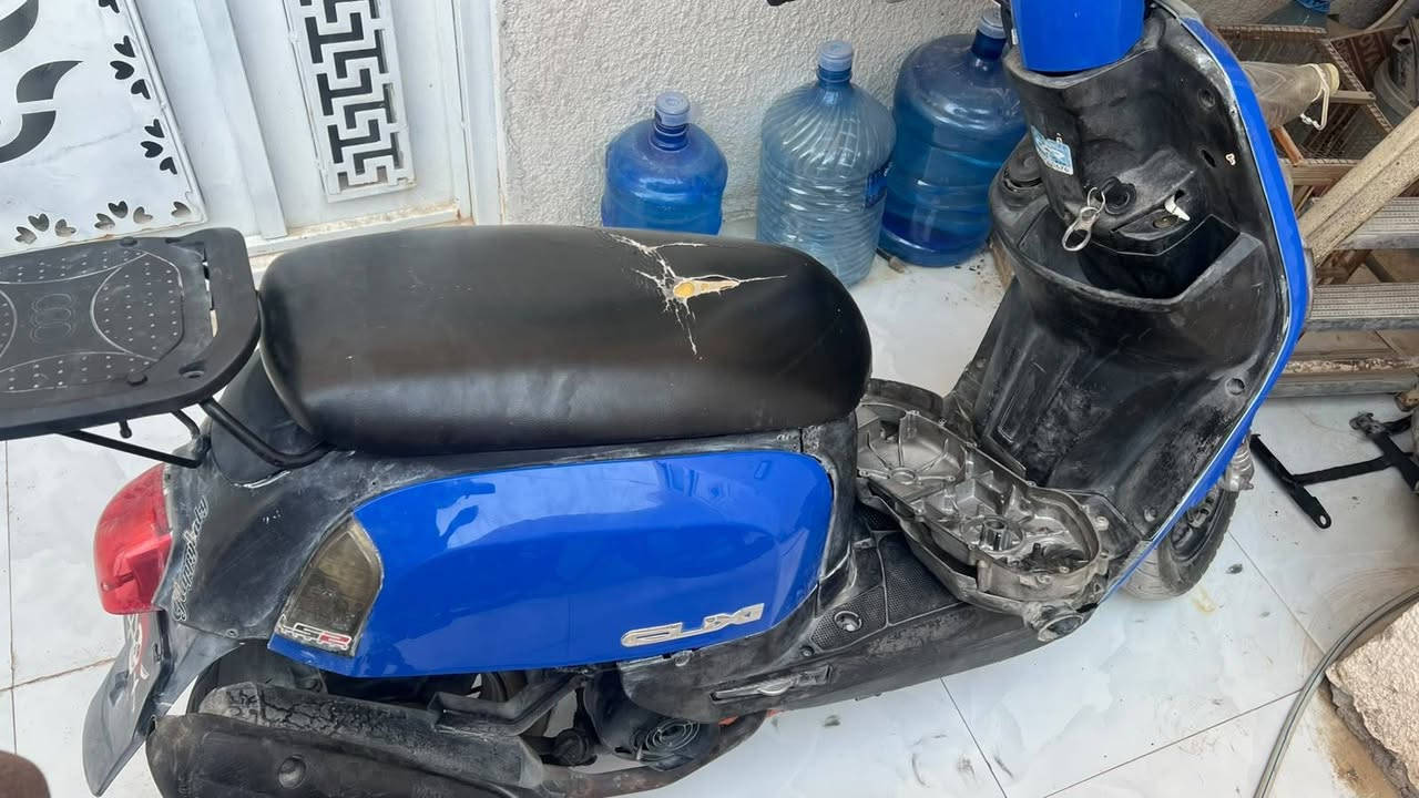 سلام عليكم بوليس طافيه كابريتر  السعر 350بيه مجال مكان كربلاء البوبيات يم  اسواق برتقاله *********** دراجه نضيفه حلوه

