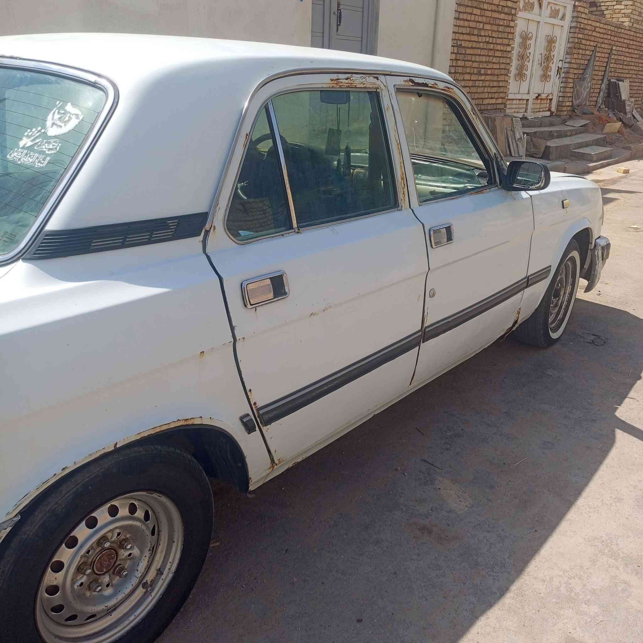 فولكه للبيع مكينه وكير مكينه ففتي سياره جاهزه سنويه تسقط 30،رقم نكليزي وباسمي  رقم ***********
