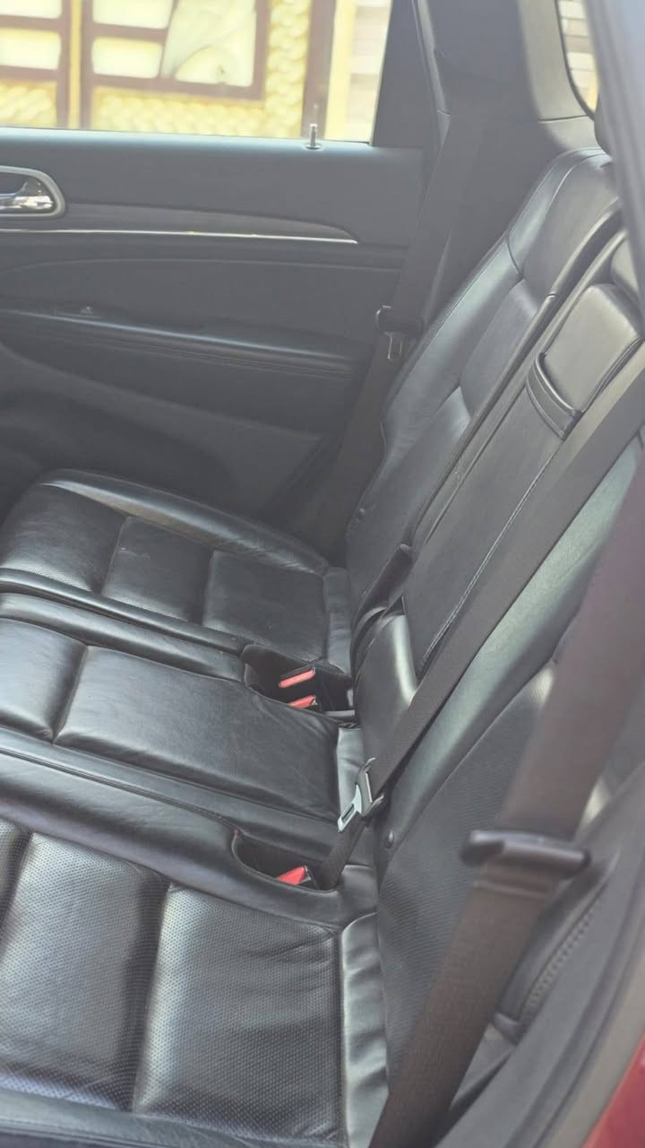 Jeep Grand cherokee 2020
السياره بدون صبغ الضرر فقط دعاميه بدون ايرباك بدون دواخل
ماشيه 76000
الموصفات Limited فول
بانوراما كشنات امامي وخلفي جلد تدفئه تبريد هيتر ستيرن كراسي كهرباء سماعات الباين صندوق كهربائي رادارت باقي الموصفات معروفه السعر 238 وبيها مجال قليل
***********1
