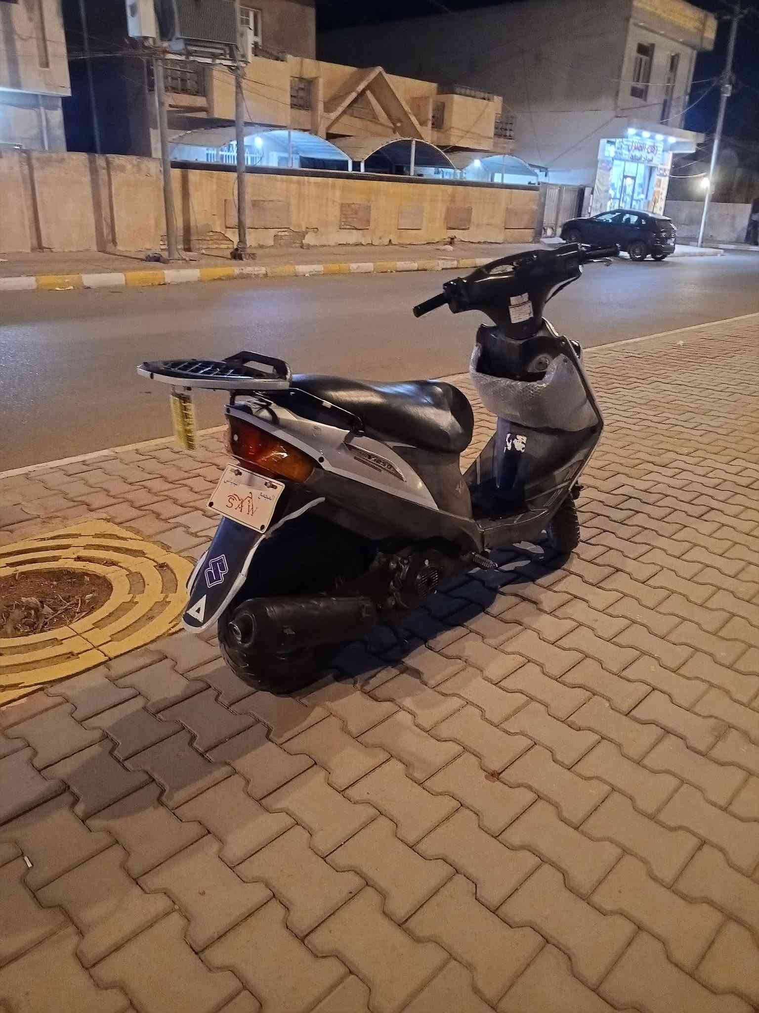 تم ايعادت النشر بسبب اوعاد الكاذبه 

اذا مو شراي لاتراسل 

سلام عليكم ادرس ياباني قديم البيع دراجه جديده مكينه خرسه مفتوحه بس والفات شلعه ومعدل يخبل  دراجه ابلاديه نوزل ابلادي كفراته ابلاديه ضفيره ابلاديه كهربائي كله شغاله نكره  سلف وهندر كيج بانزين قفل استيرن حساس استان حساس شوته الدراجة اتخبل ماعوزه اي شي  مكان كوت سعر على رقم*********** خابر وادلل
