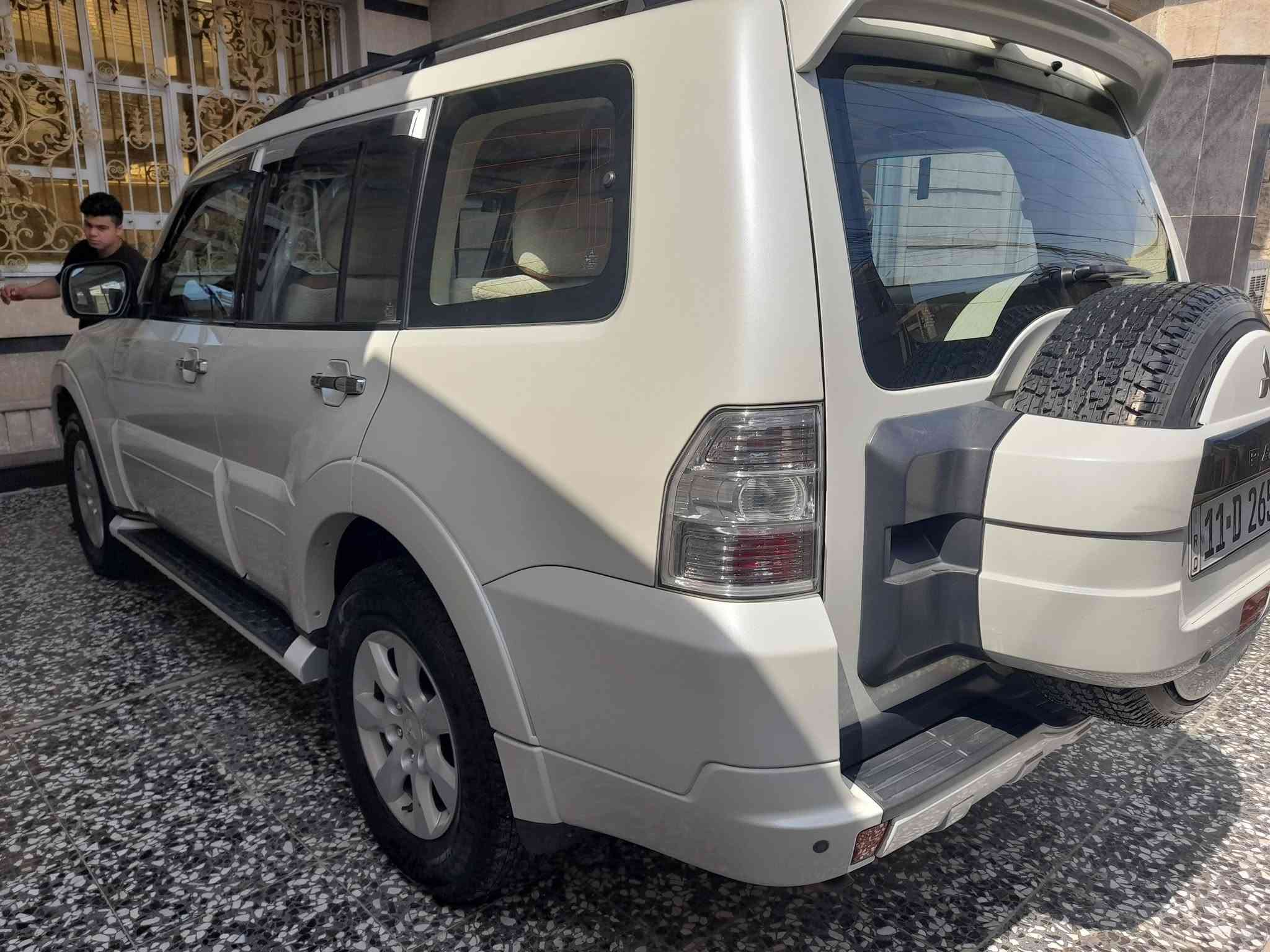 سلام عليكم من رخصت مدير الكروب البيع باجيرو حبتور فول مواصفات واحد على واحد سياره جديده لك على وضع الشركة مال جناي من زيزو عدي ستخدم شخصي لسيارة مكفوله كفاله عامه من صبغ بارد شخط رصعه مكفوله مكينه بلادي بلادي السعر ١٥٥ وبي مجال الطيبين مكان لسيارة بغداد ***********ابوحسن
