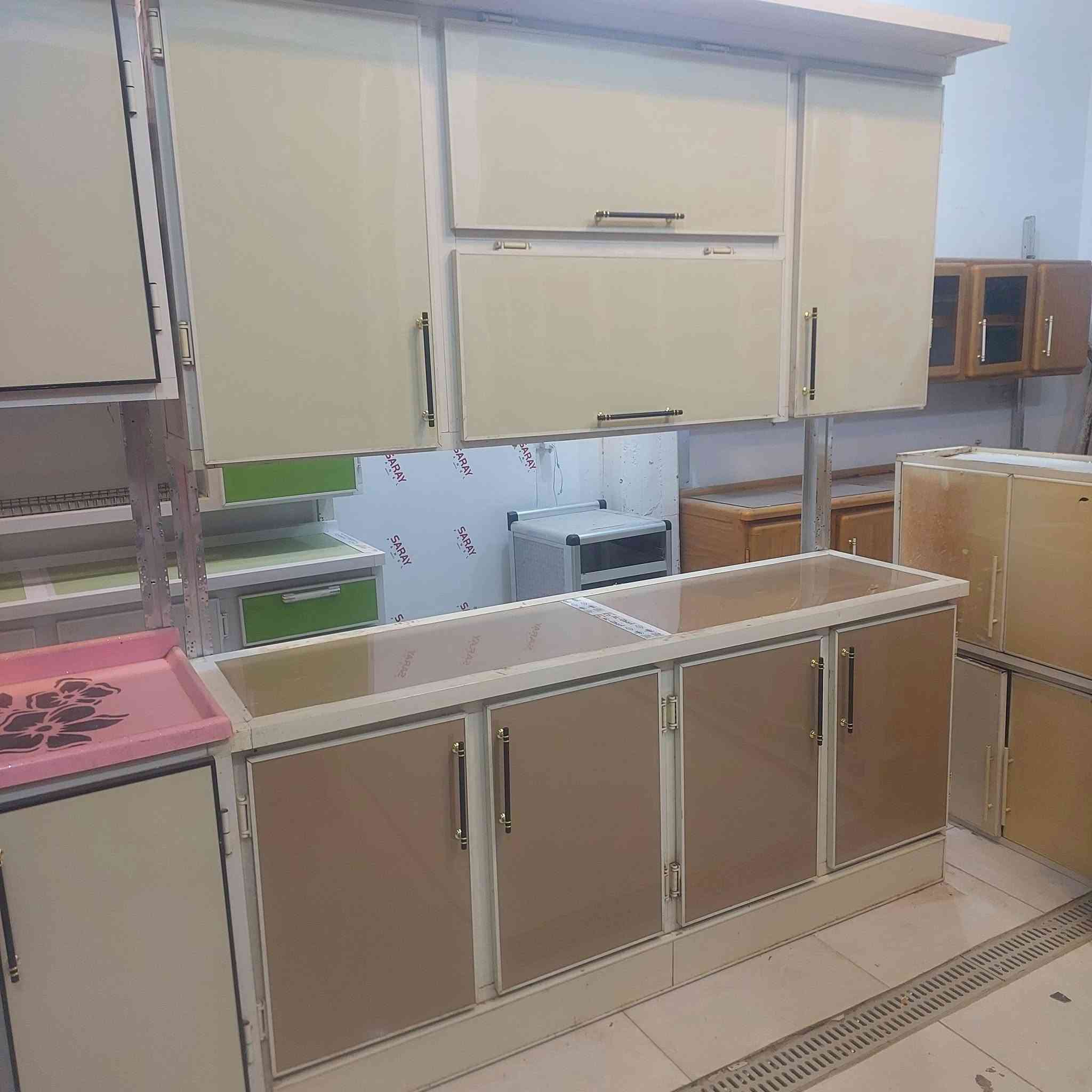 كاونتر تسكام مستعمل قليل مترين والسنك متر ونص مرمر بالحمزه الشرقي حي الحسين

نص مكتوب في الصور:
- ك قبل دقيقة واحدة